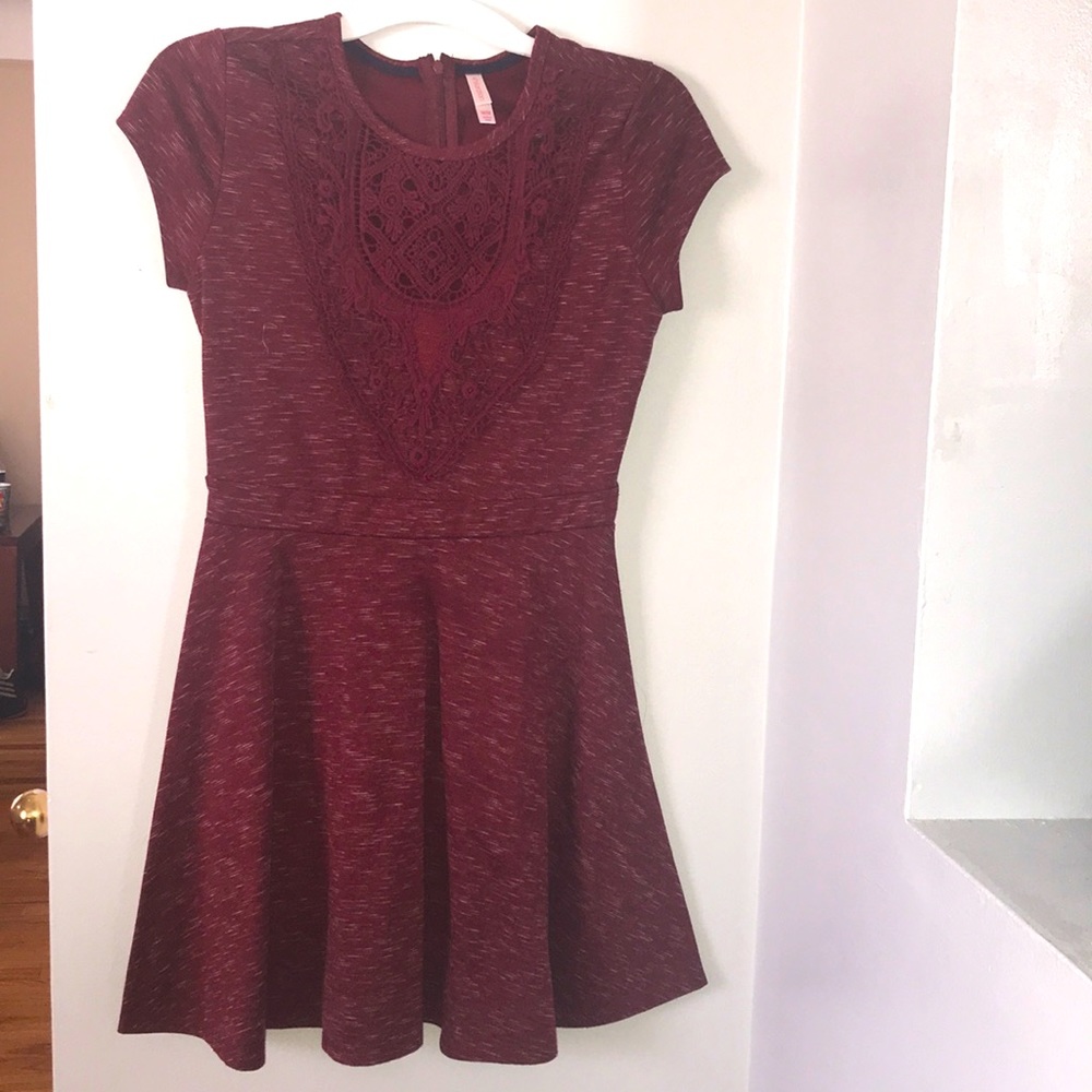 Women’s burgundy xhilaration dress size M